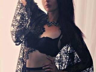 Eroottinen videokeskustelu --FRUIT--