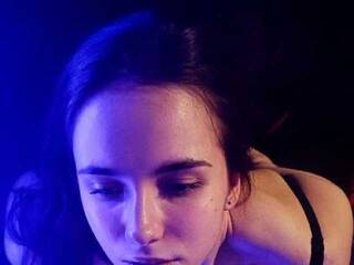 Eroottinen videokeskustelu -Angry-Fox-