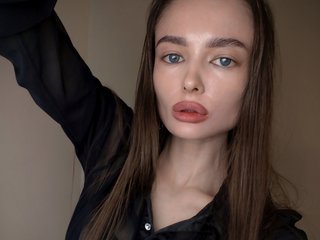 Eroottinen videokeskustelu -Barbie-Size-