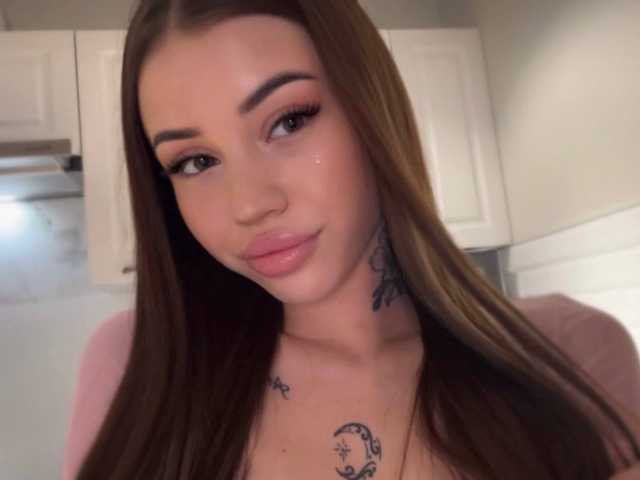 Kuva profiilista -dkny-