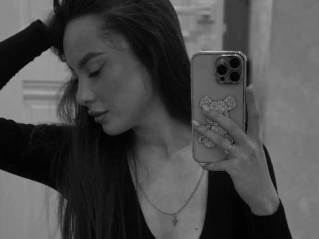 Kuva profiilista -Valeria-