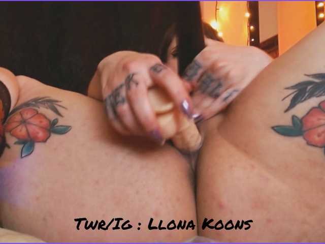 Kuvat -LlonaKoons [none] cuenta regresiva, [none] ganados, [none] para el show! #pvt #tattoo #dildo #play #latina