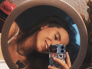 Eroottinen videokeskustelu ni_kiss