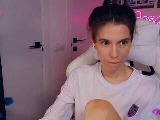 Eroottinen videokeskustelu ni_kiss