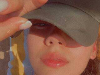 Eroottinen videokeskustelu -TheOne-K