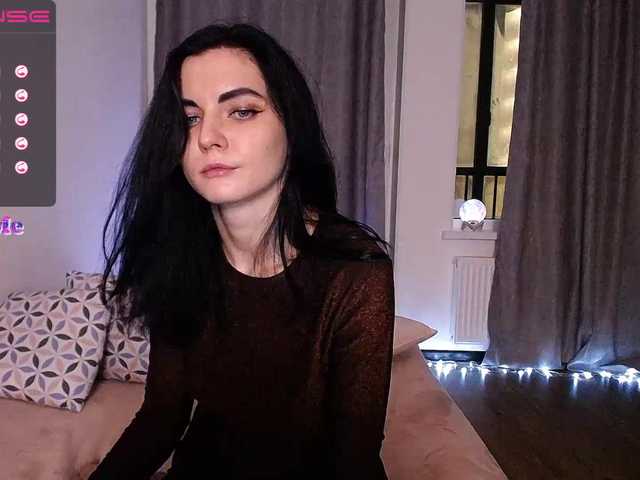 Lähettää kuvakaappauksia AnnaHarmonia