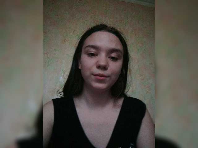 Lähettää kuvakaappauksia 18Kissa18