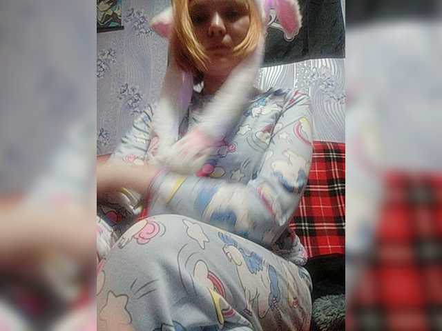 Lähettää kuvakaappauksia 18Vikki