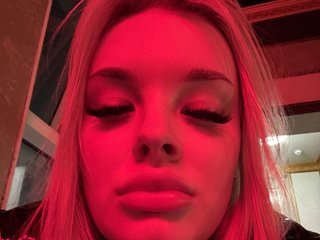 Eroottinen videokeskustelu 1HelloKitty77