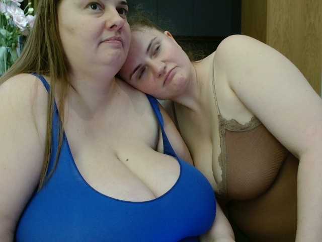 Kuvat 4LyndsyDaisy 38DD and 40H size 4NaturalBigTits here! #bigtits #bbw #bigass #lesbianshow #bignipples Lets make hot 3somes in PVT:P Lets have fun guys:)