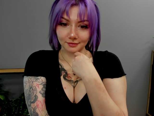 Kuvat 98GabbieSEXY #tease #tattoos #piercings #findom #cfnm #thick #ass #domina #sweet #cbt #slave #sissytraining #c2c #tipme #paypigs #cute #instructions