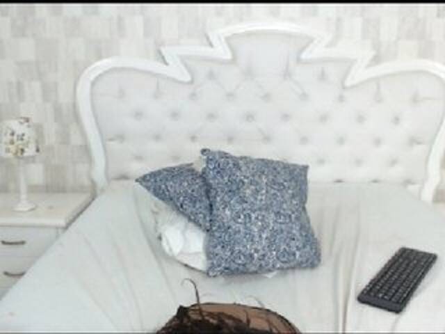 Lähettää kuvakaappauksia AbbigailSmith