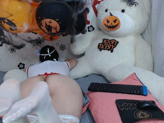 Kuvat Abby-Collinss happy halloween !!! #latina #ass #tattos #smile #boobs #feet #pussy #lovense #dildo #dj #plug