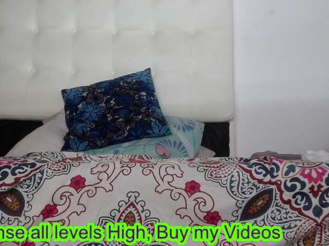 Lähettää kuvakaappauksia abigailcurvy