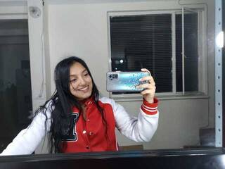 Eroottinen videokeskustelu AbrilGV