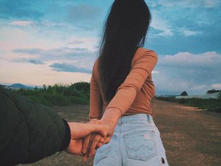 Eroottinen videokeskustelu Adamandeva001