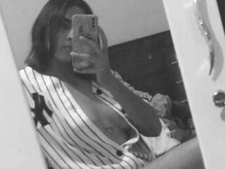 Eroottinen videokeskustelu adara-orson