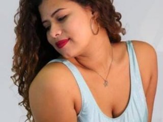 Eroottinen videokeskustelu Adelle32