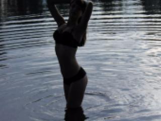 Eroottinen videokeskustelu adrianali