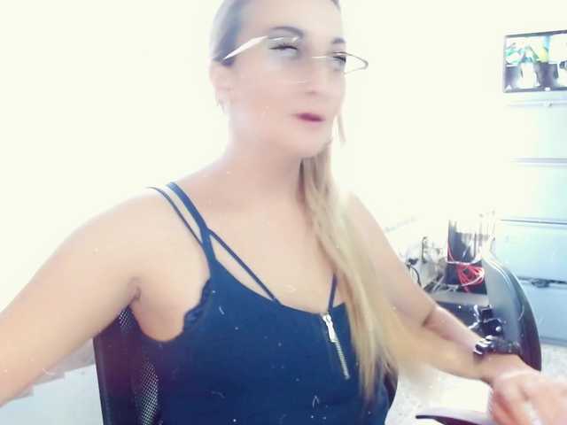 Lähettää kuvakaappauksia adrianapdes