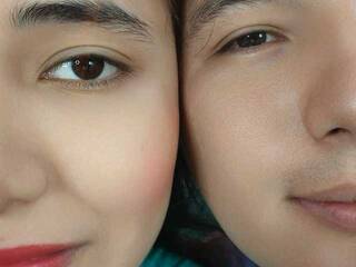 Eroottinen videokeskustelu AdventuresSexYoung