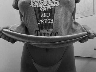 Eroottinen videokeskustelu Affectionat0