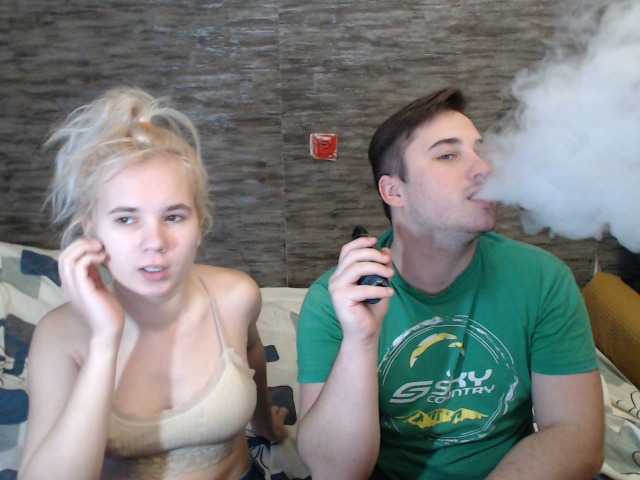 Lähettää kuvakaappauksia AimeeAh