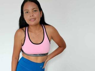 Eroottinen videokeskustelu aineks