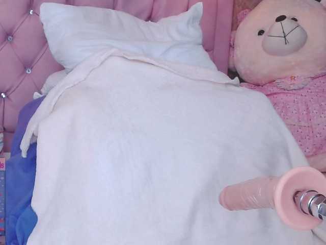 Lähettää kuvakaappauksia AlanaDulce