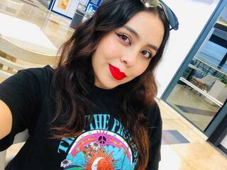 Eroottinen videokeskustelu AlanaFletcher