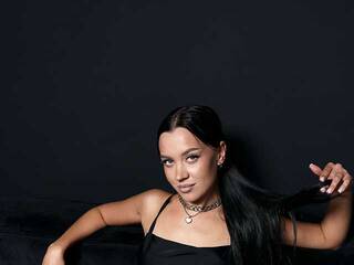 Eroottinen videokeskustelu AlanaMell