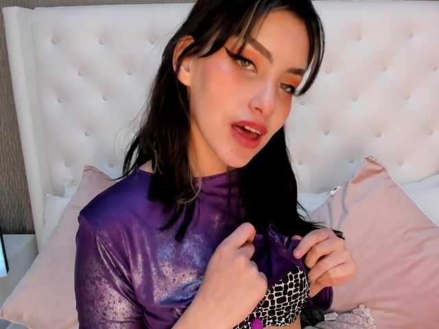 Lähettää kuvakaappauksia AlegnaTaylor