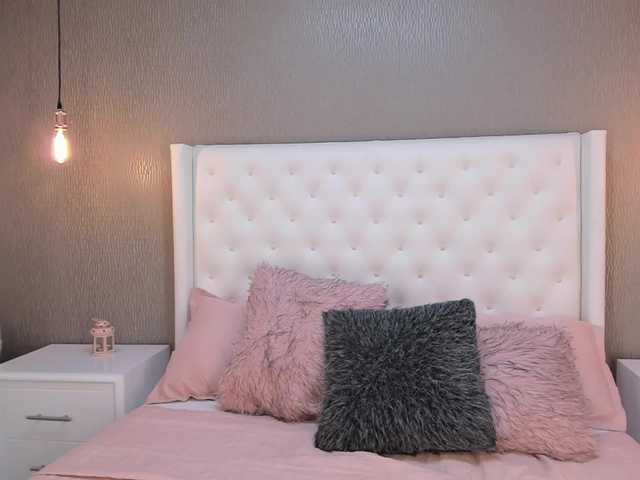 Lähettää kuvakaappauksia AlegnaTaylor