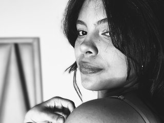 Eroottinen videokeskustelu Aleja-00