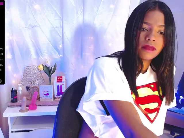 Lähettää kuvakaappauksia AlejaCampbell