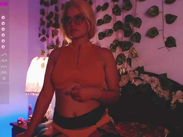 Kuvat AlexFiisher ♥​Welcome ​to ​my ​room, ​every ​contribution ​is ​important, ​Enjoy ​ur ​time ​here♥​Roll the Dice 35Tks / Lush ON / Flash Tits 33Tks/Pussy in cam 5minutes 99Tks
