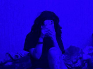 Eroottinen videokeskustelu Aliasssik