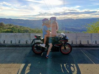 Eroottinen videokeskustelu Alice-Cristofer