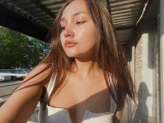 Eroottinen videokeskustelu Alice-Heaven