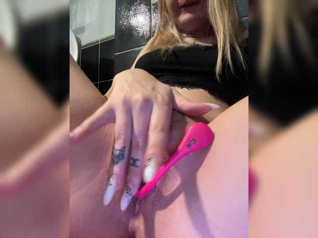 Kuvat Alice0Kitty SHOW WITH DILDO AND SQUIRT 2051 Favorite vibration 21