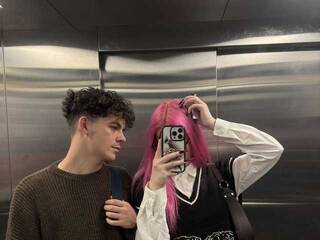 Eroottinen videokeskustelu alice18james