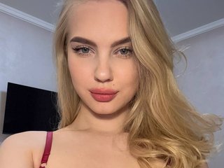 Eroottinen videokeskustelu Alice18Wonderland