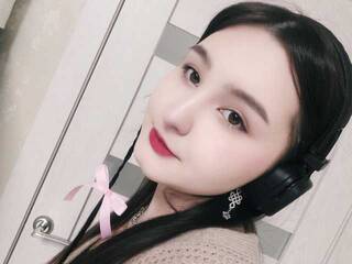 Eroottinen videokeskustelu AliceAngell