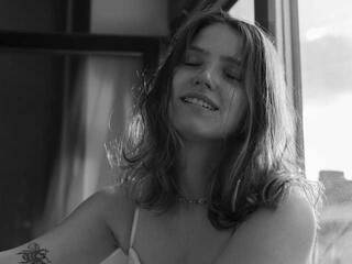 Eroottinen videokeskustelu AliceKittie