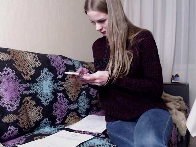 Lähettää kuvakaappauksia AliceKrass