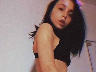 Eroottinen videokeskustelu alicelove