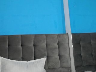 Eroottinen videokeskustelu Aliis-Love-