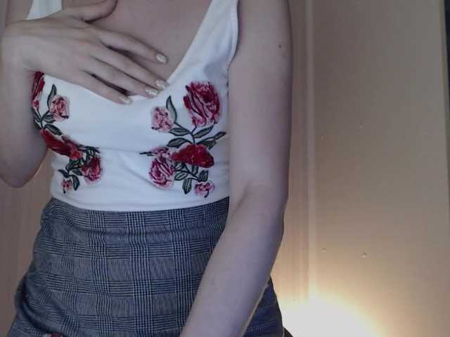 Kuvat Alina-Lovely Hey I am Alina!Lovense on,works from 10 tk. c2c 40 tk . Clic love