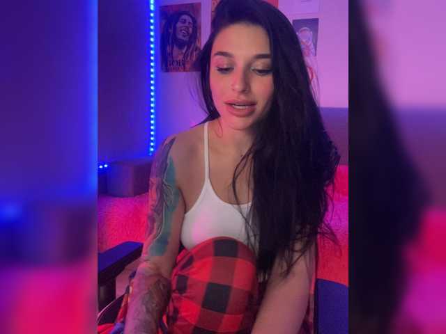 Kuvat AlinaFox1 Hello ♥ put a heart games with pussy only in Privat, private less than 5 minutes ban !!!