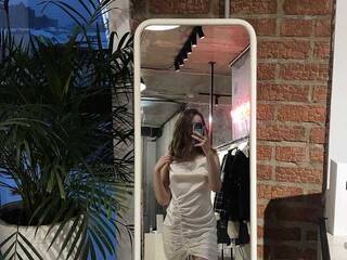 Eroottinen videokeskustelu alinametoo